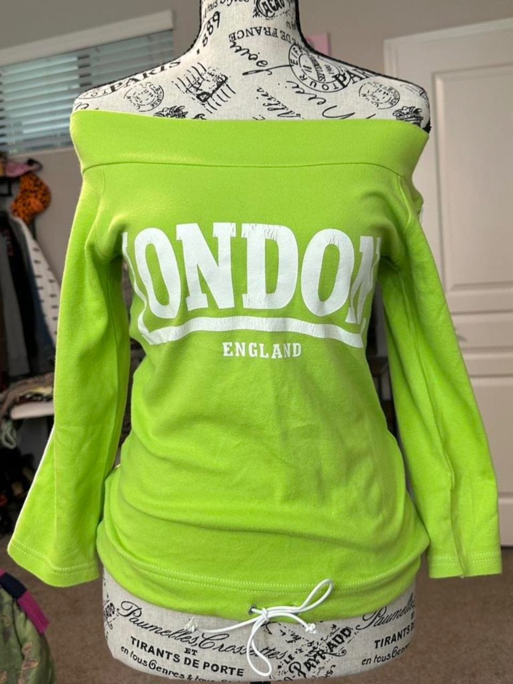 London England lime green off the shoulder long sleev